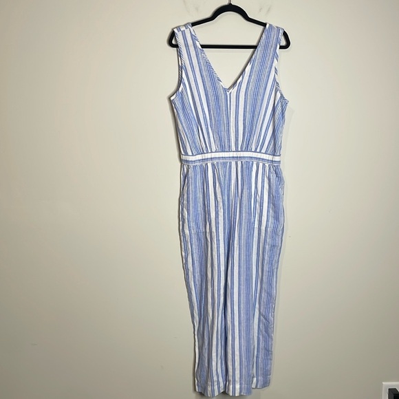 GAP | Women’s Linen Blend V-Neck Sleeveless Jumpsuit Size Medium NWT - Picture 2 of 7